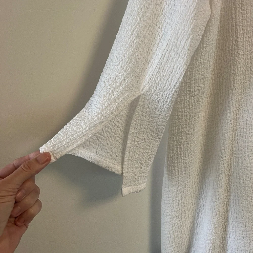 IC by CONNIE K White/Black Zip Front V-Neck Crinkle Textured Tunic Top M - Picture 3 of 9